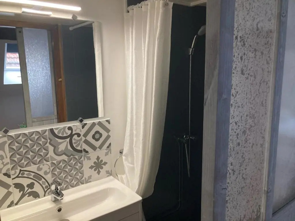 Studio Deschainets - Center of Troyes 200m from the Train Station