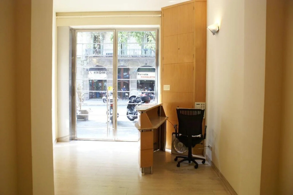 Fisa Rentals Aribau Apartments