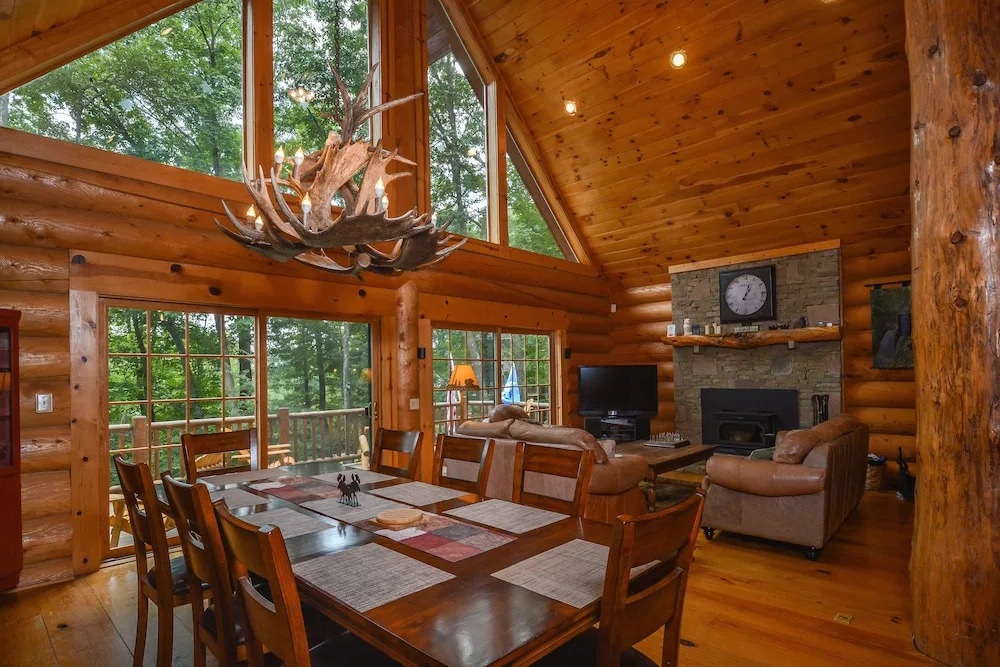 Bear Necessity 4 Bedroom House