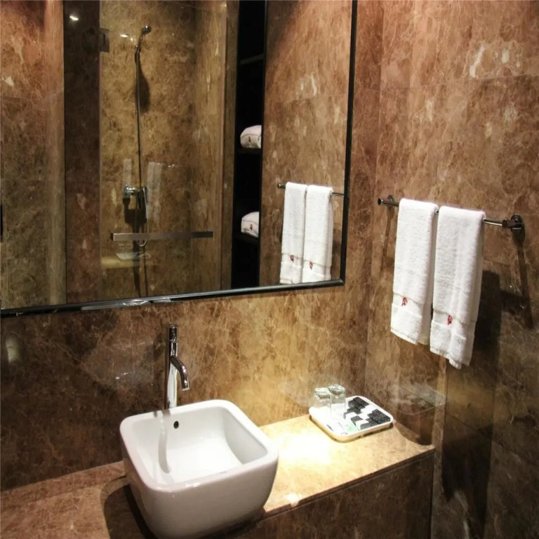 Junyi Grioup Hotel Limited