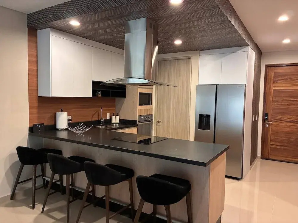 Torre Eleve Apartments
