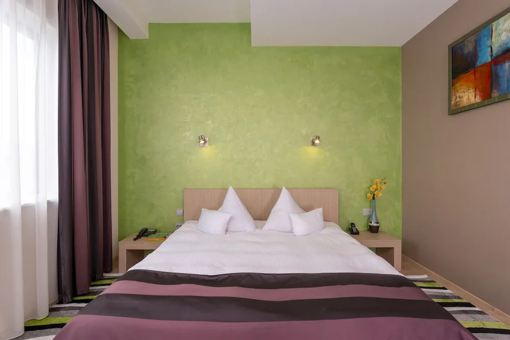 Best Western Plus Fusion Hotel