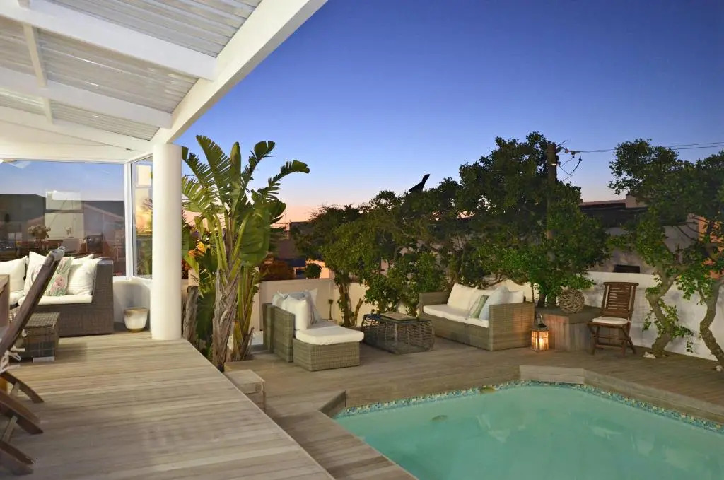 White Waves Beach House