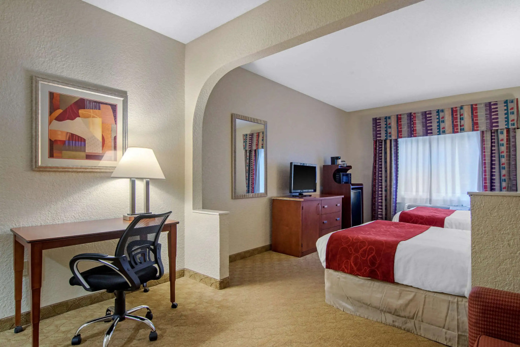 Spark by Hilton Duluth
