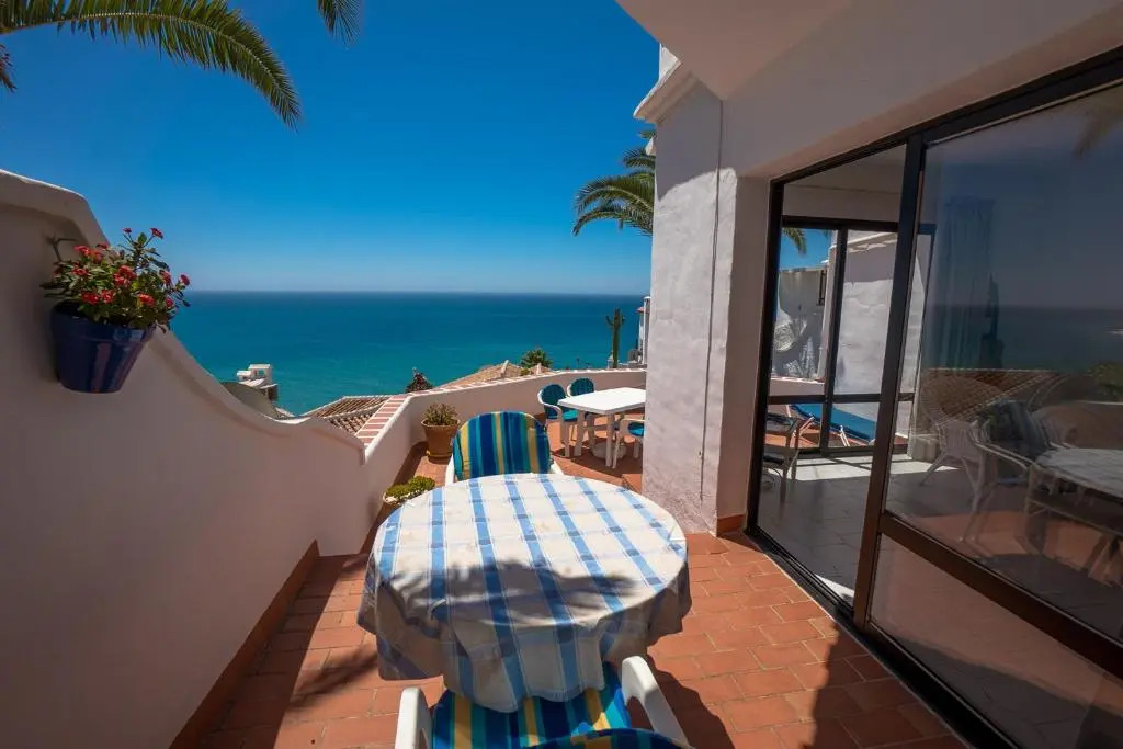 Villa Ladera Panorama - private heated pool