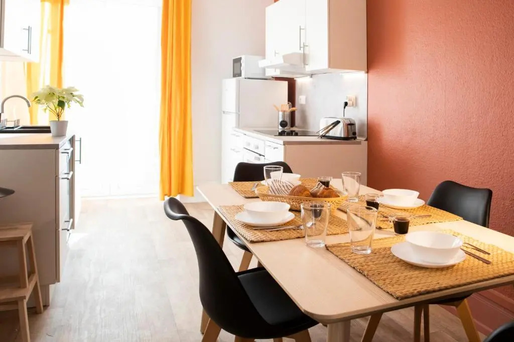 GREEN APPART Le Chêne Rouge avec Jardin et L'Epicéa 1er étage