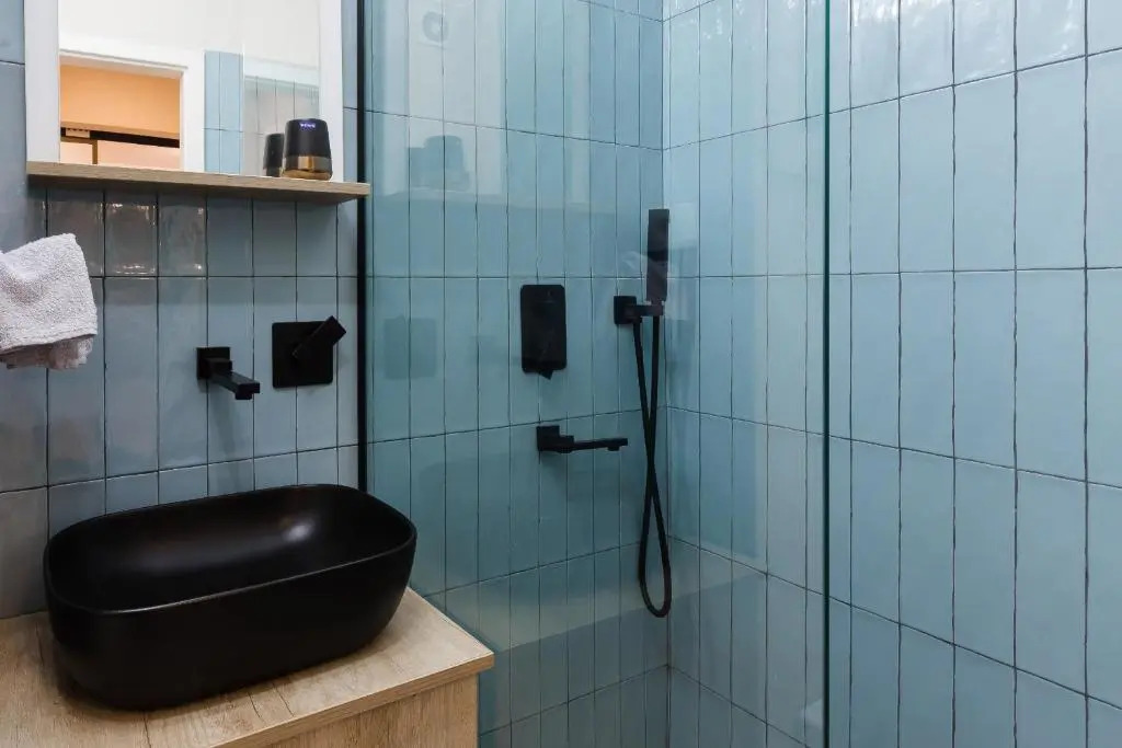Lovely flat, UltraCentral, with Free Parking VIC8
