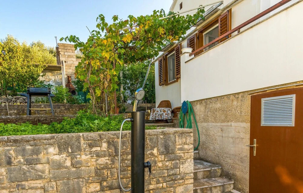 Amazing Home in Necujam With Wifi and 2 Bedrooms