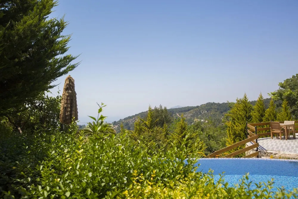 Villa Zeytin Evi by Akdenizvillam