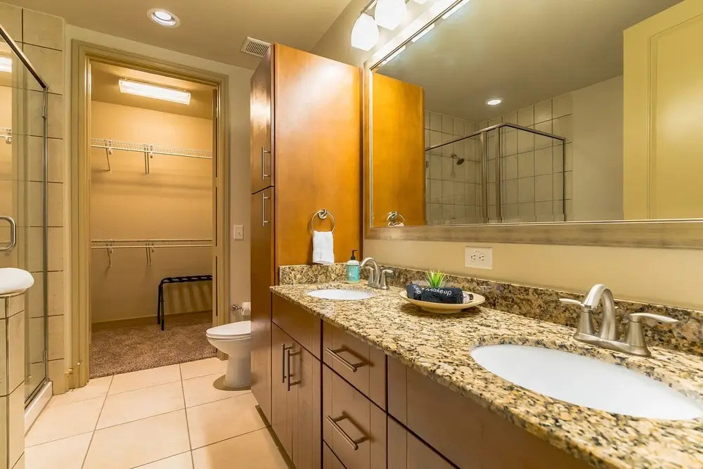 The Luxury Suites of Houston
