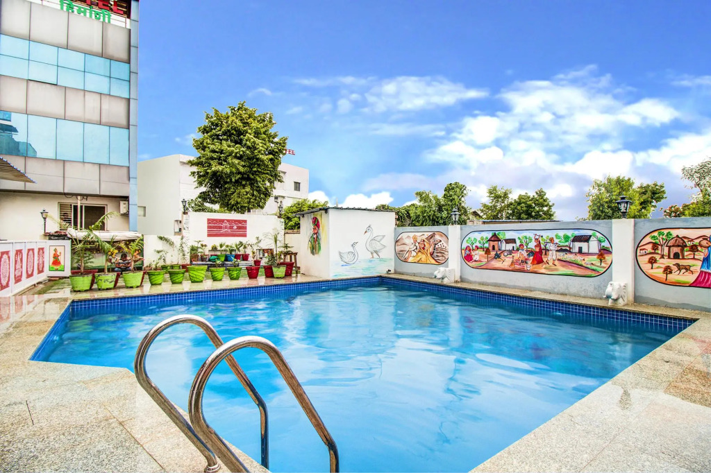 FabHotel Himanshi