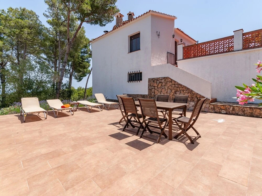 Lovely Holiday Home in Pals With Heated Pool and Sea Views