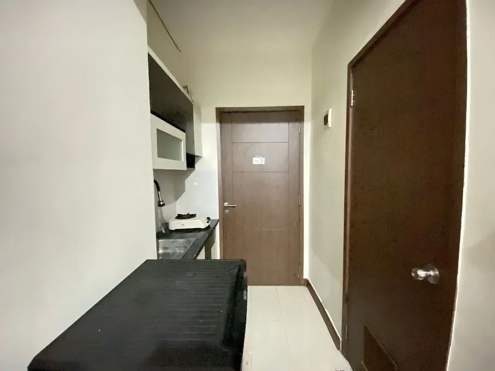 Cozy Studio Apartment with Great View at Oxford Jatinangor
