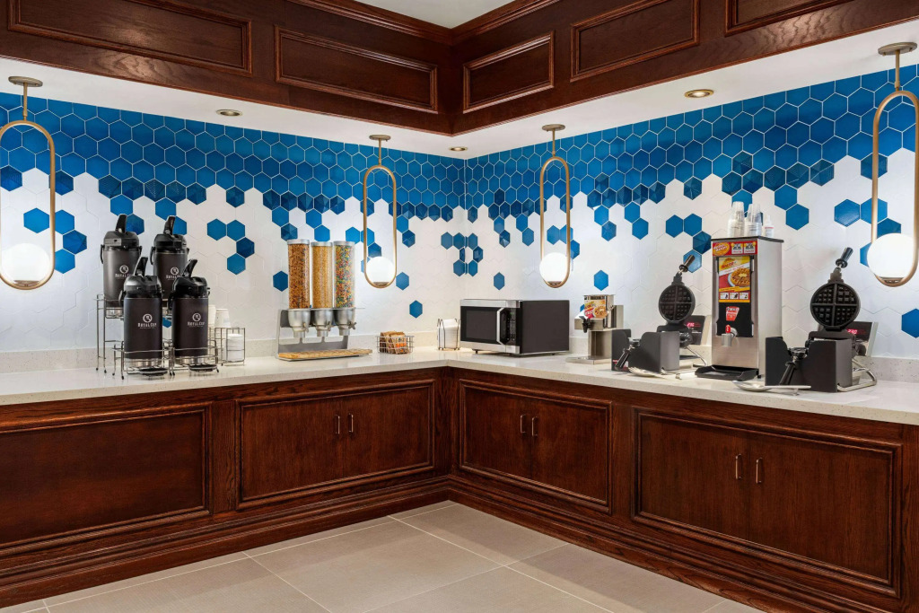La Quinta by Wyndham Madison American Center