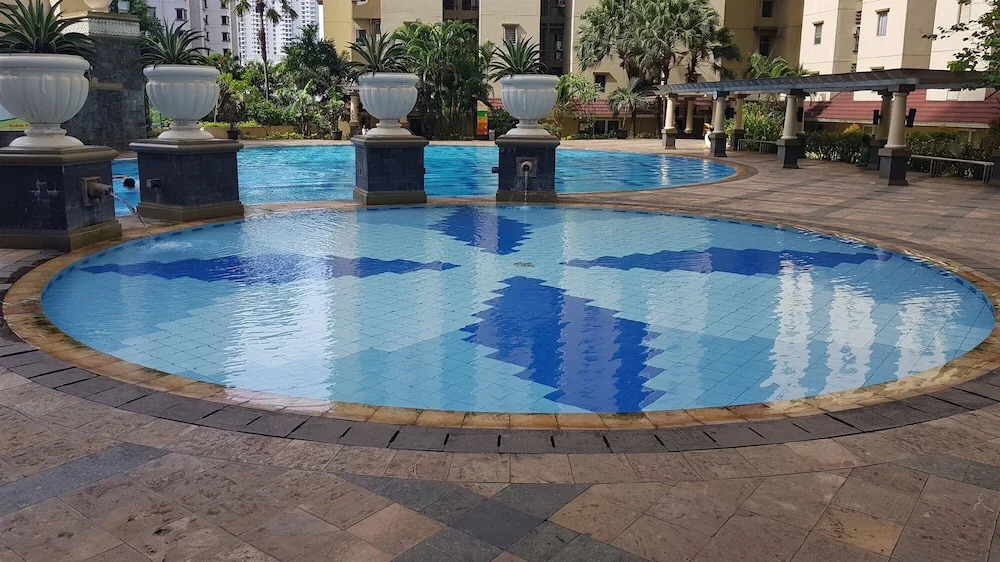 Comfy 2BR High Floor Apartment at Mediterania Palace Residences