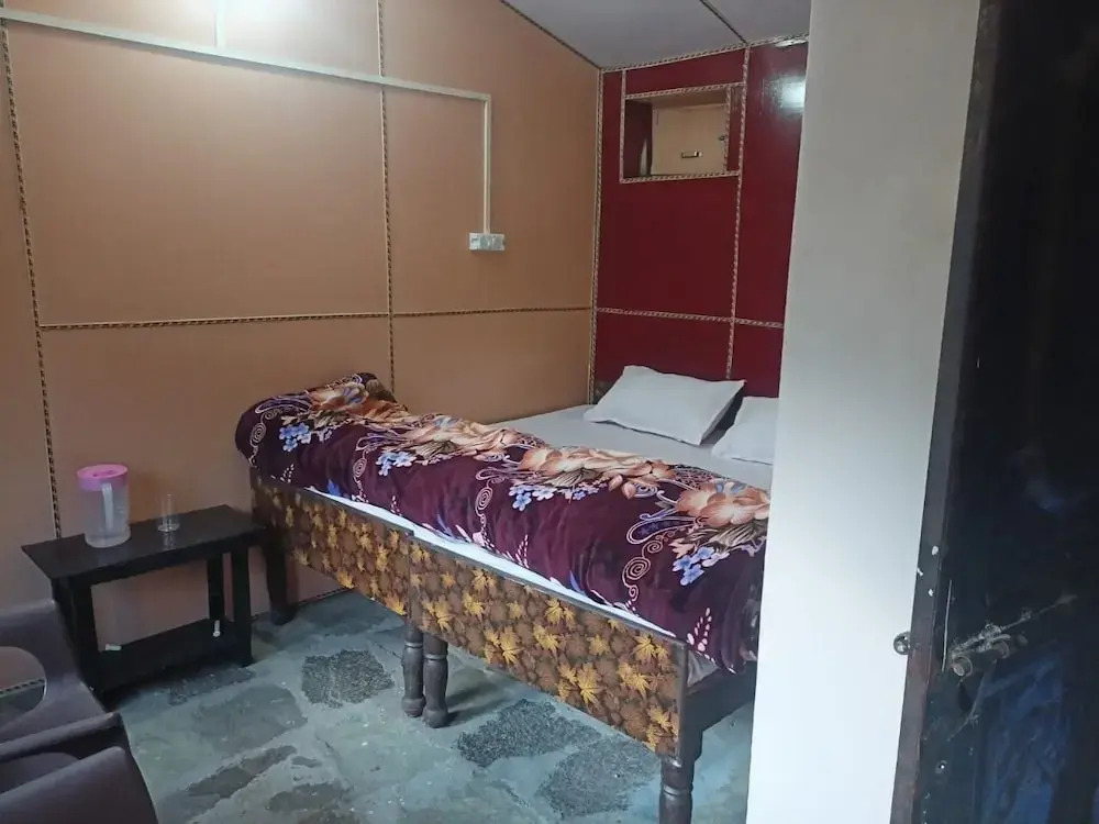 Nanda Devi Home Stay