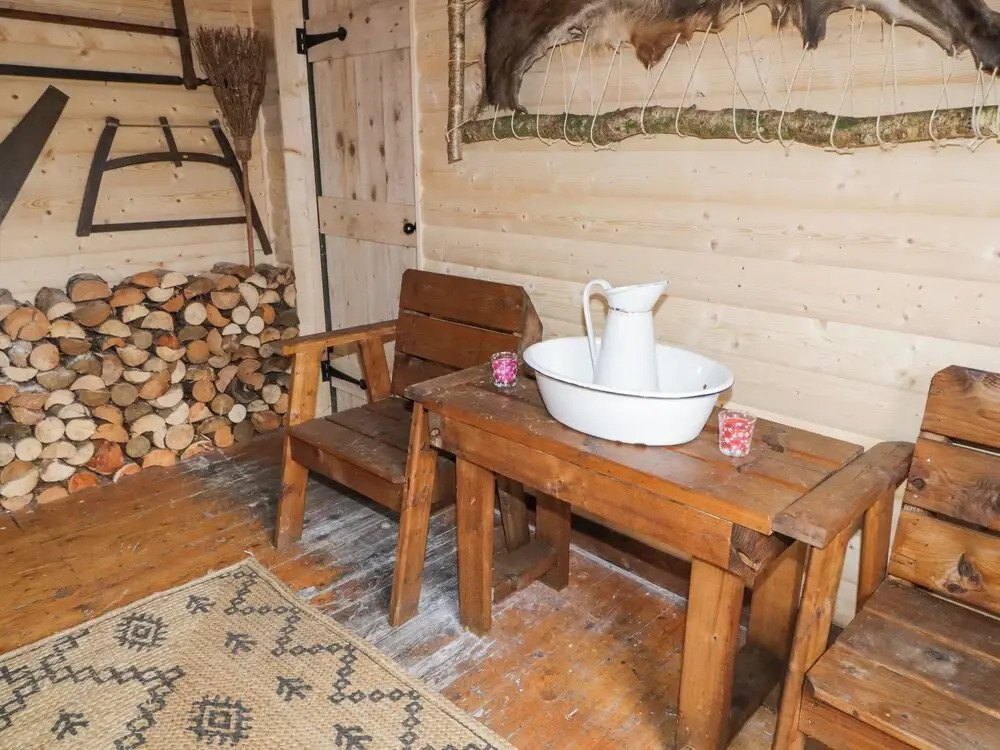 Bear Claw Lodge