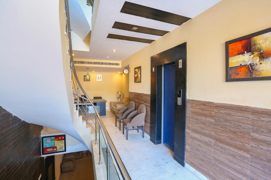 Capital O 605 Hotel Camria