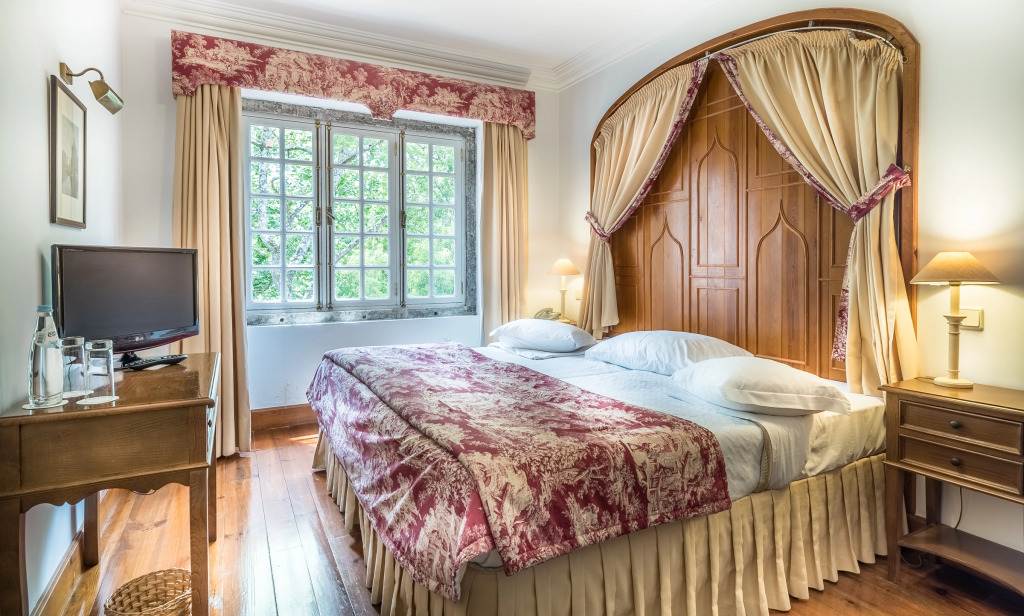Lawrences Hotel