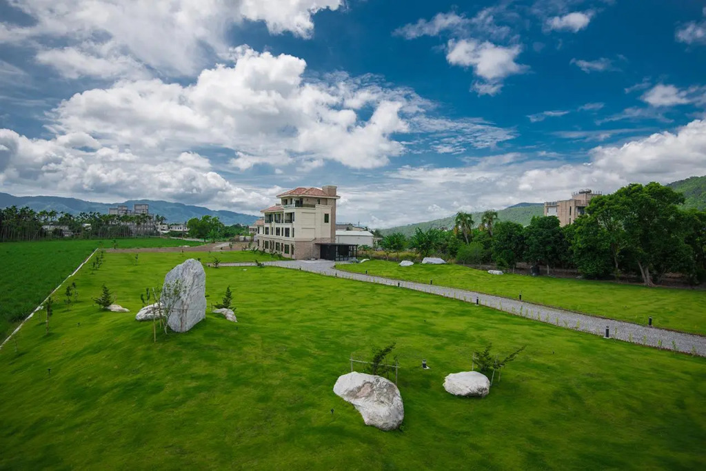 YunShanHai Resort Bed and Breakfast