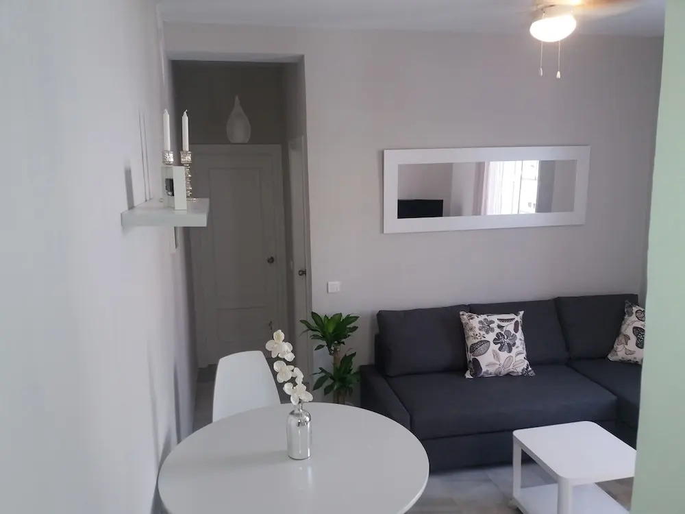 Apartment - 1 Bedroom with WiFi - 108002