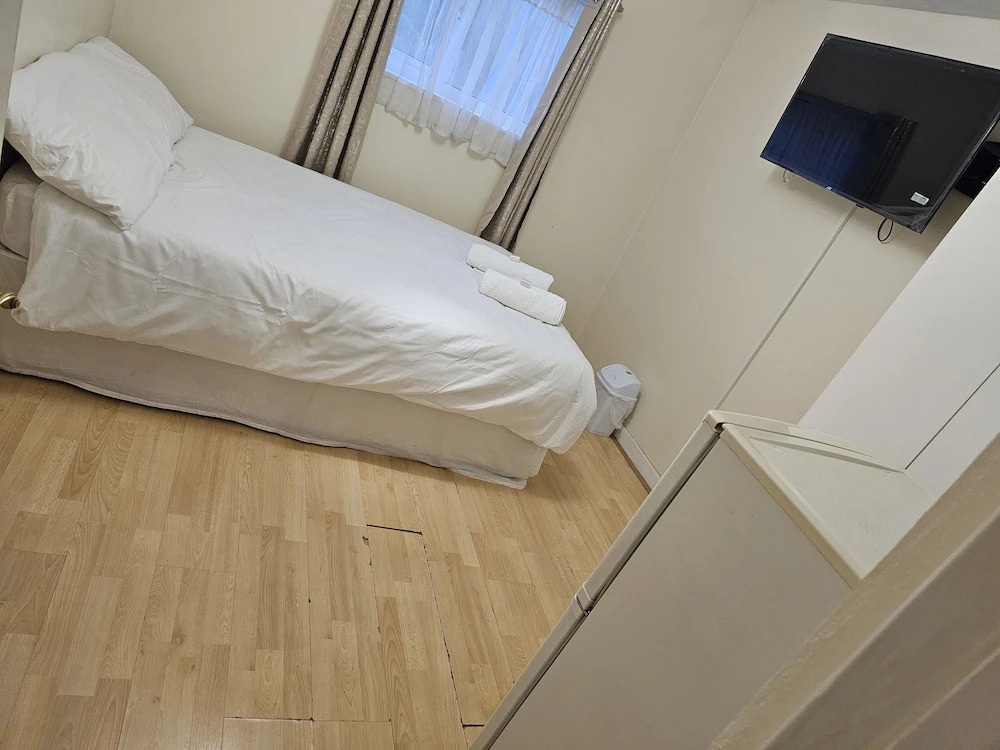 Bruce Rooms