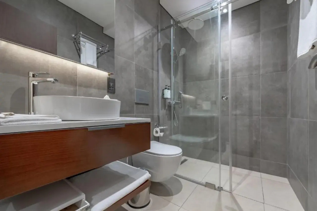 The Pelican Hotel Cantonments Accra