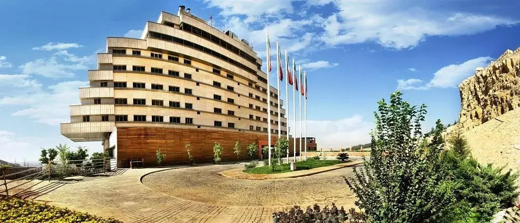 Shiraz Grand Hotel