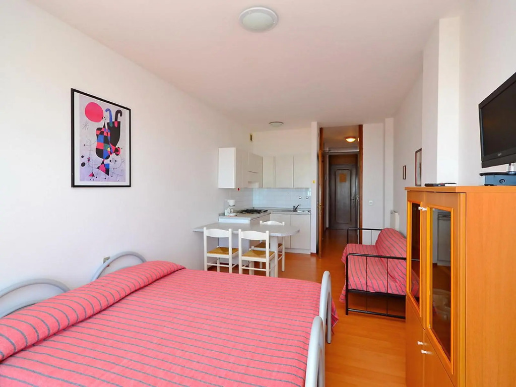 Condominio International - One Bedroom No.4