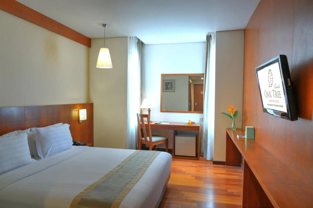 Oak Tree Emerald Hotel & Coventions Semarang