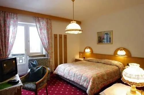 Hotel Roy