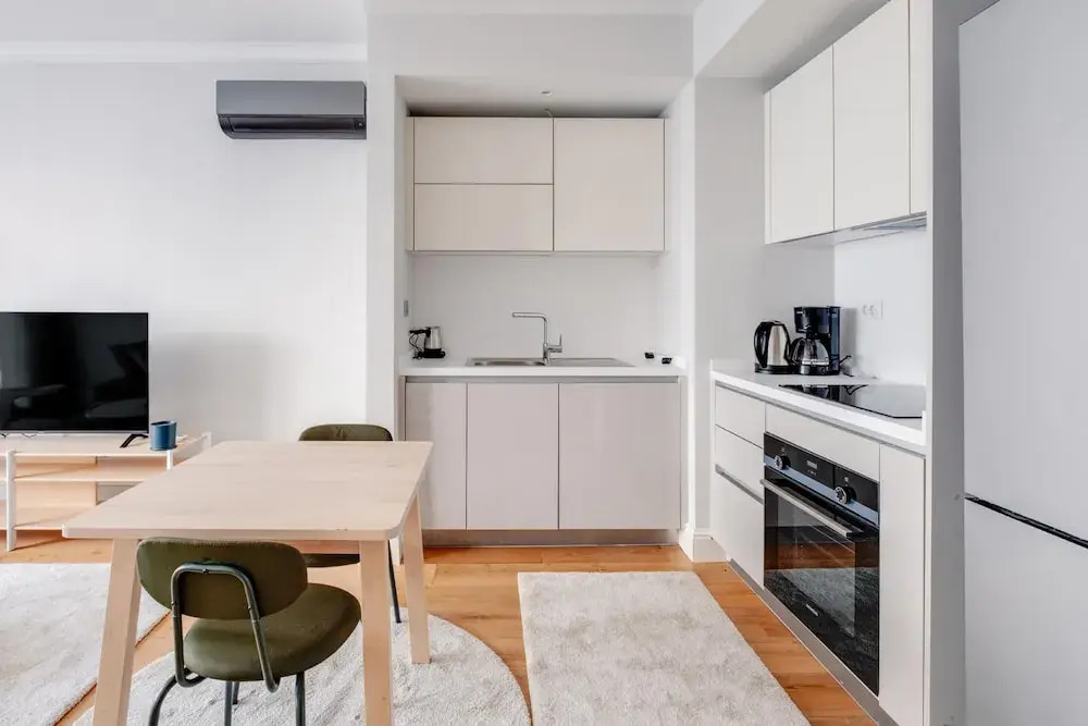 Modern Flat 5 min to Metro on Istiklal Avenue