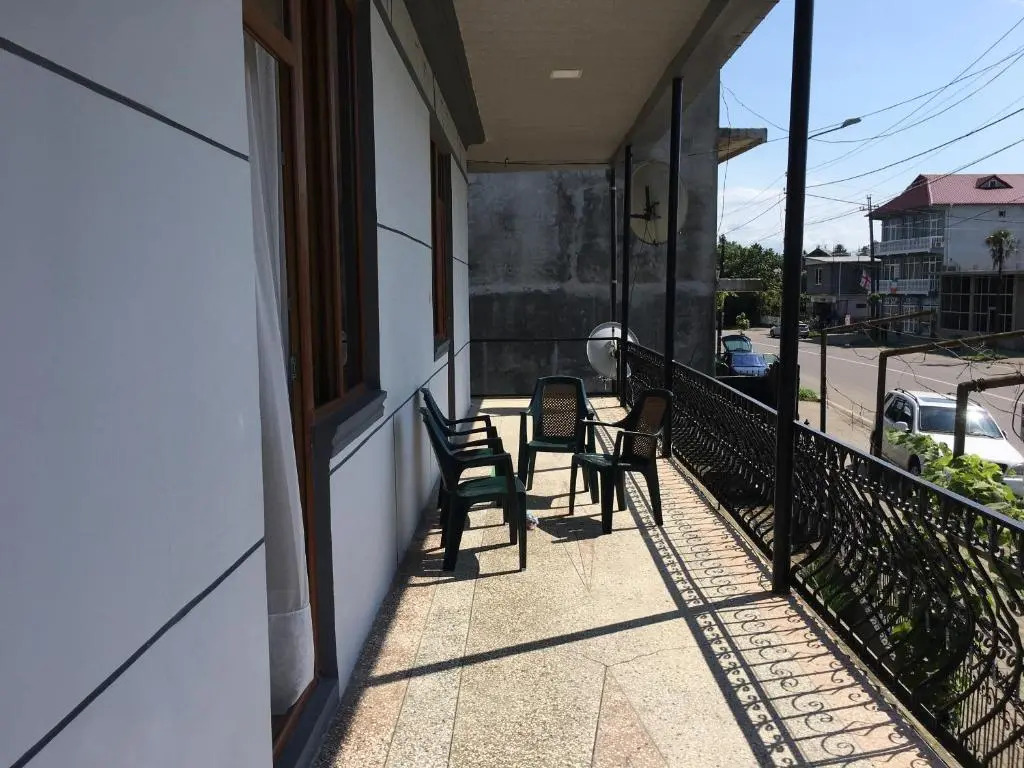 Guest house Romanadze