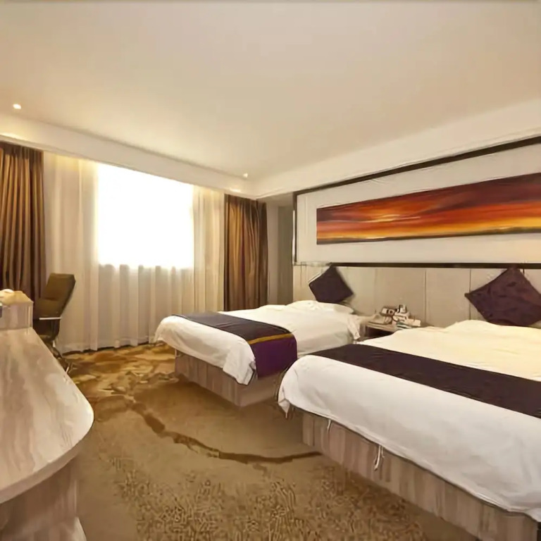 Super 8 Hotel