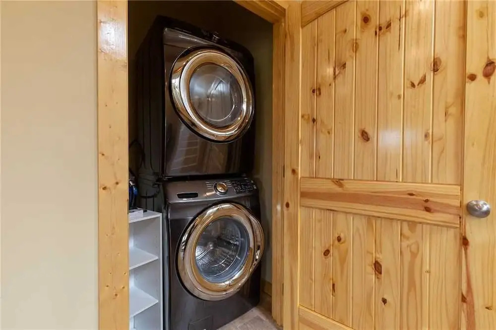 Hello Smokys - Two Bedroom Cabin