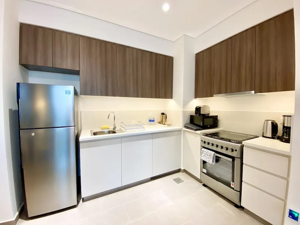 Marco Polo - Lofty Apt with Balcony Near Dubai Hills Mall