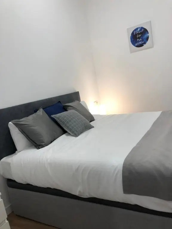 Nice Dreams House