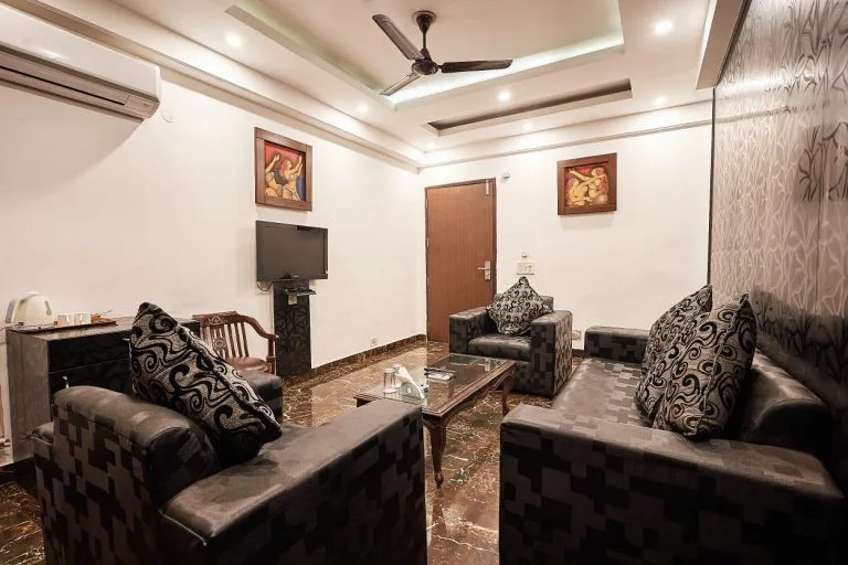 Hotel Shyama International - IIT Delhi
