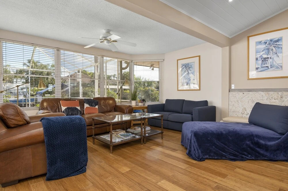 Private Pool Home Located Off Sarasota Bay Boat Dock Access 2 Bedroom Home by RedAwning