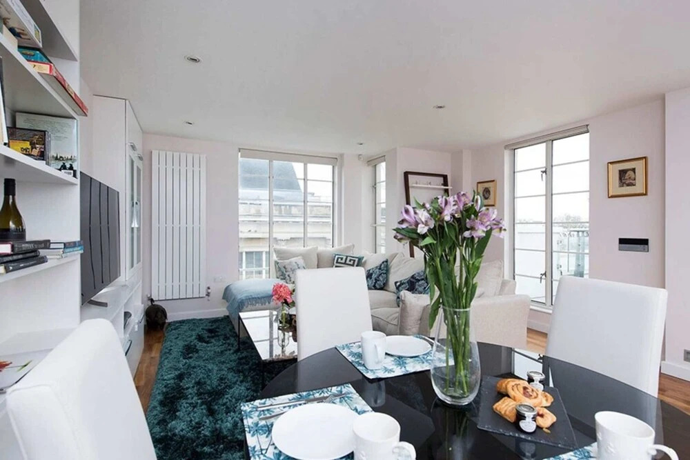 Luxury and Modern Bayswater Apartment