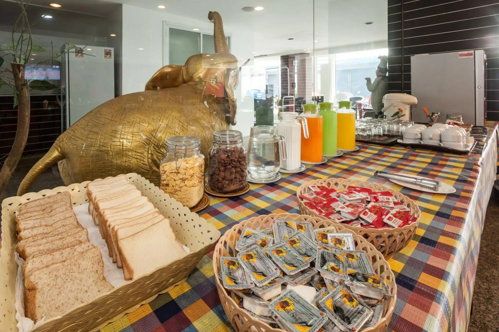 Citin Armoni Patong Hotel by Compass Hospitality - Newly Renovated
