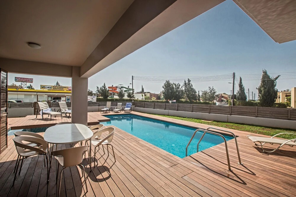 Skyla Villa