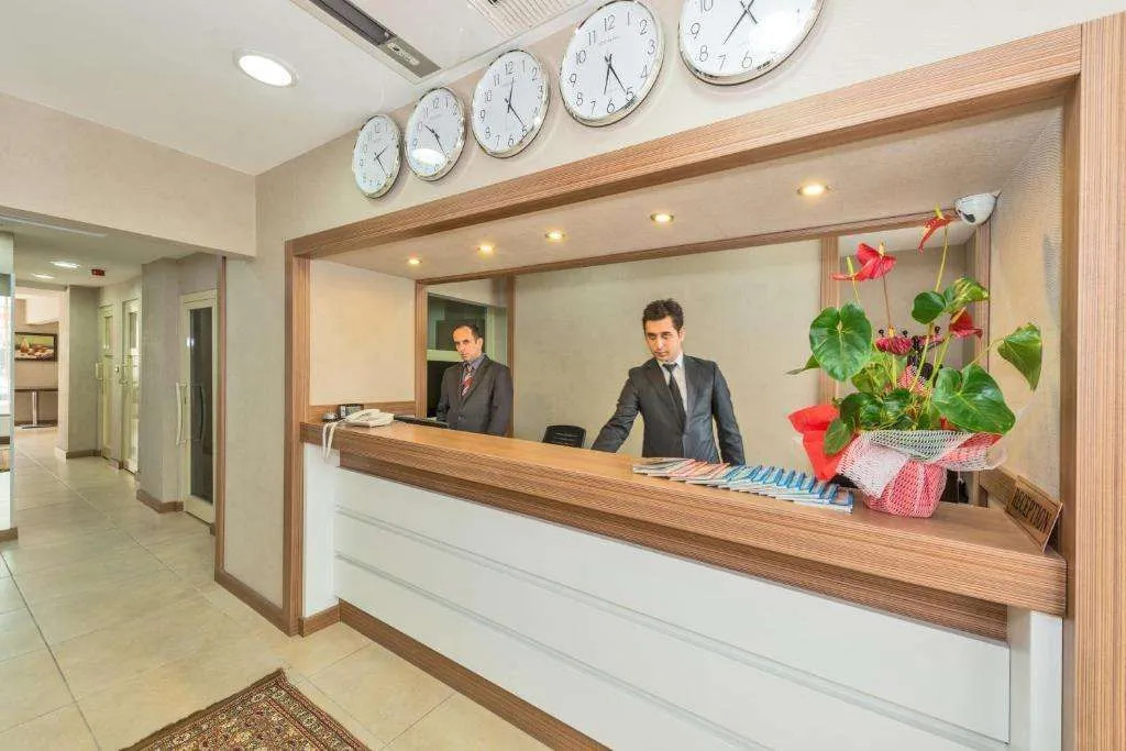 La Garden Hotel