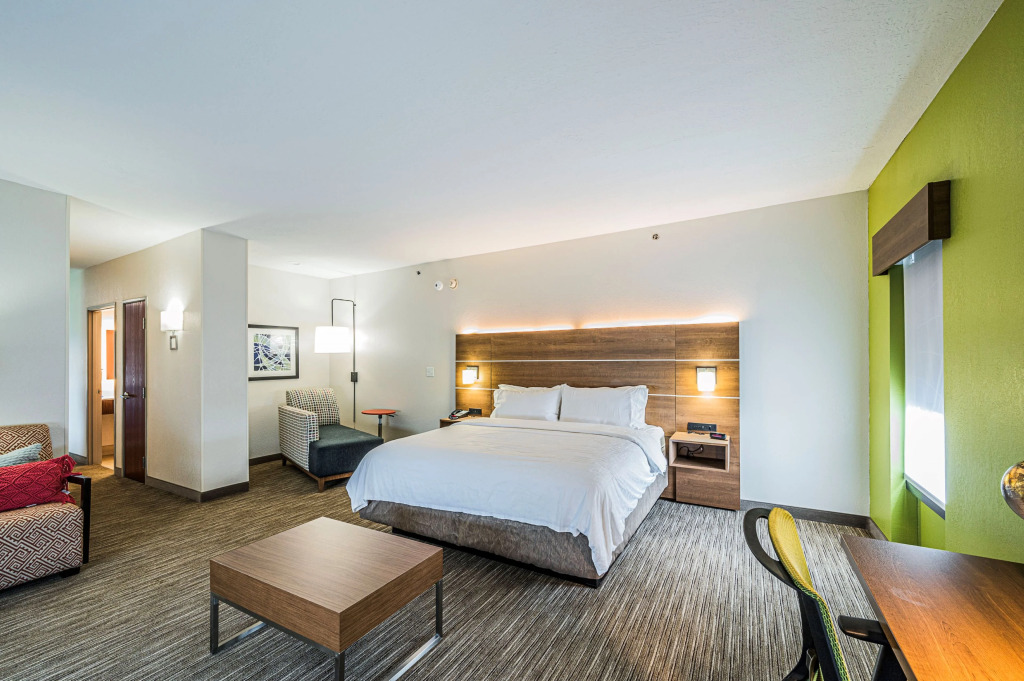 Holiday Inn Express & Suites Franklin KY by IHG