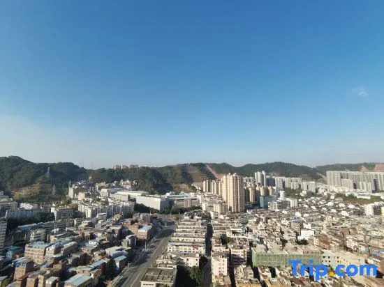 Yuzhou Child Apartment