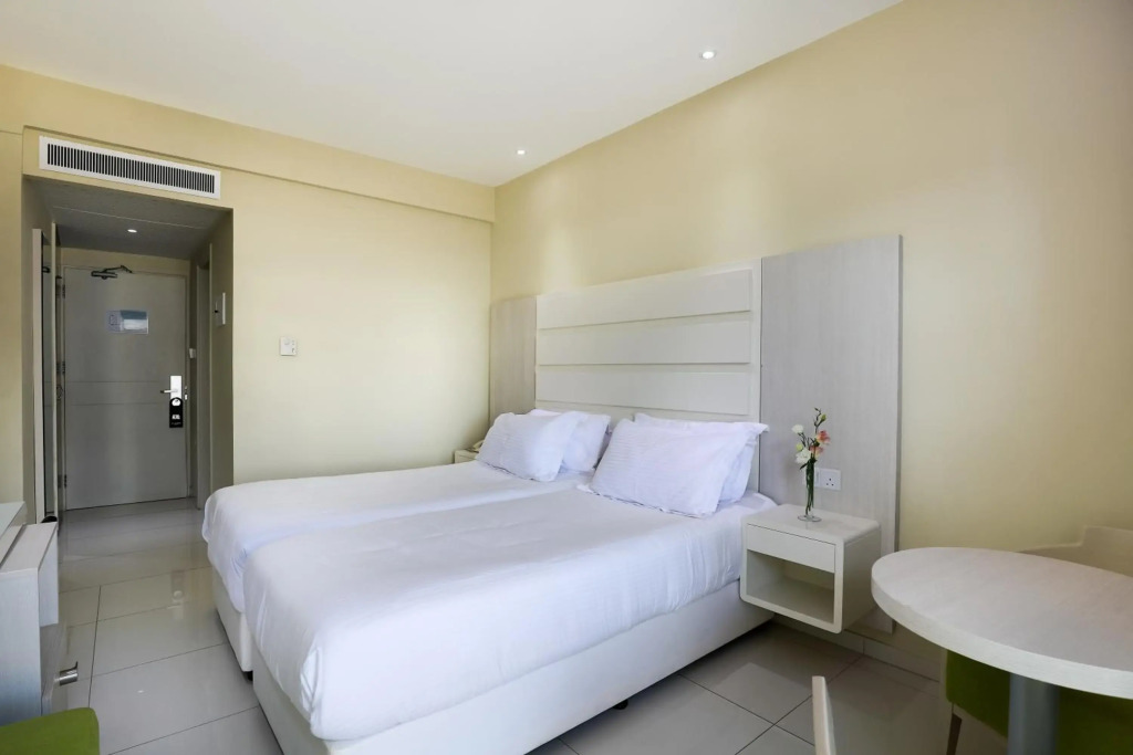 Tasia Maris Beach Hotel
