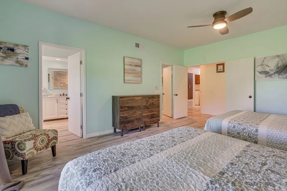 Palm Desert Retreat: Pool Access & On-site Golf!