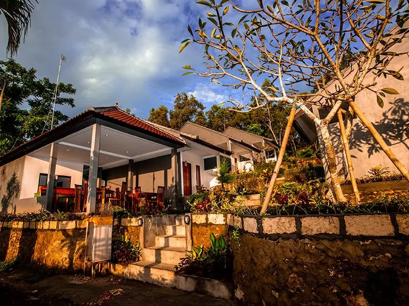 Singgahan Bungalow by ecommerceloka