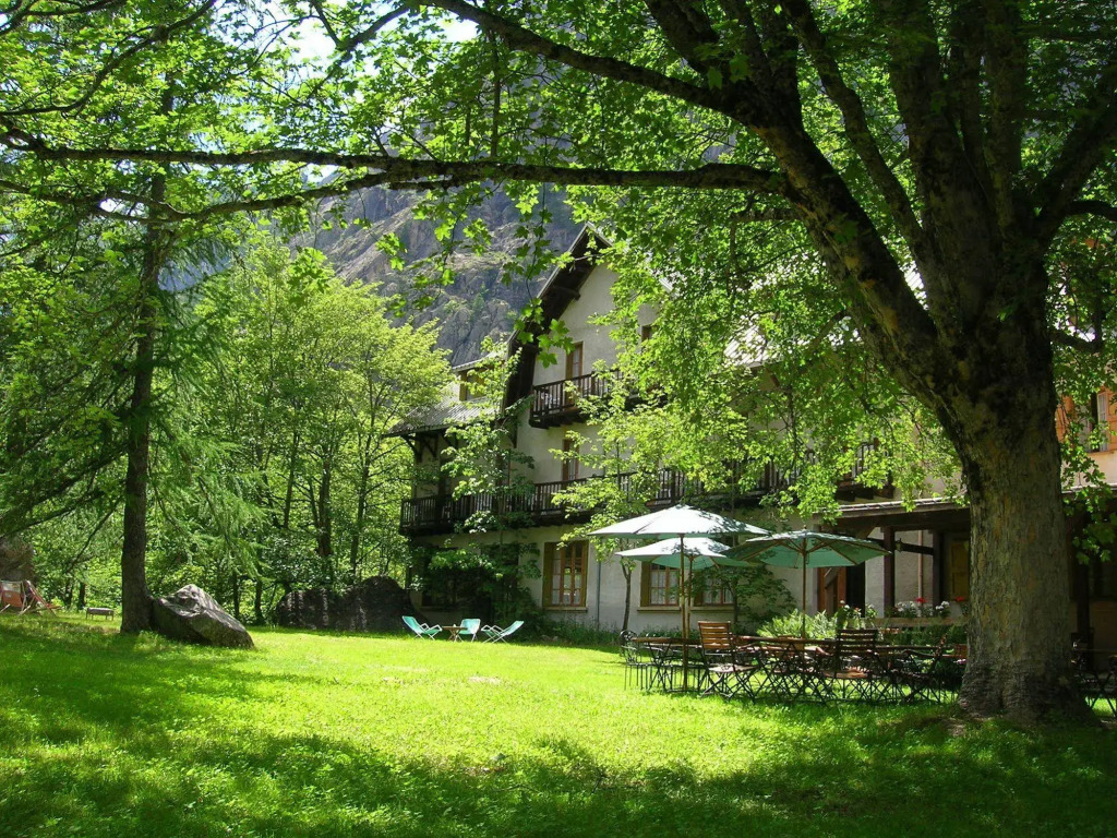 Chalet Hotel d Ailefroide
