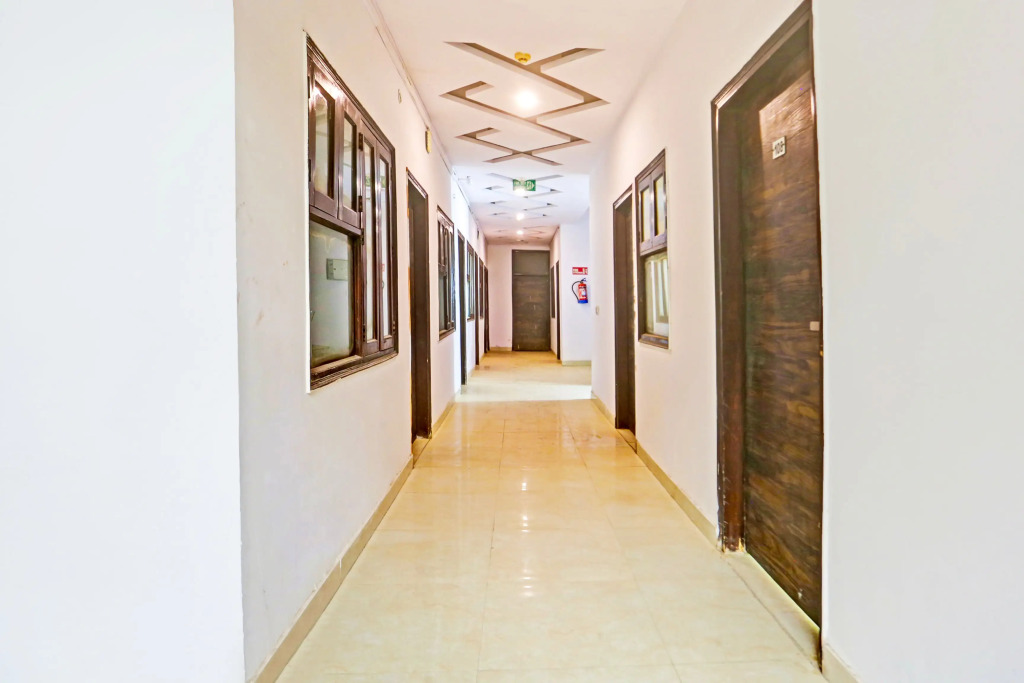 ADB Rooms Hotel Toravio